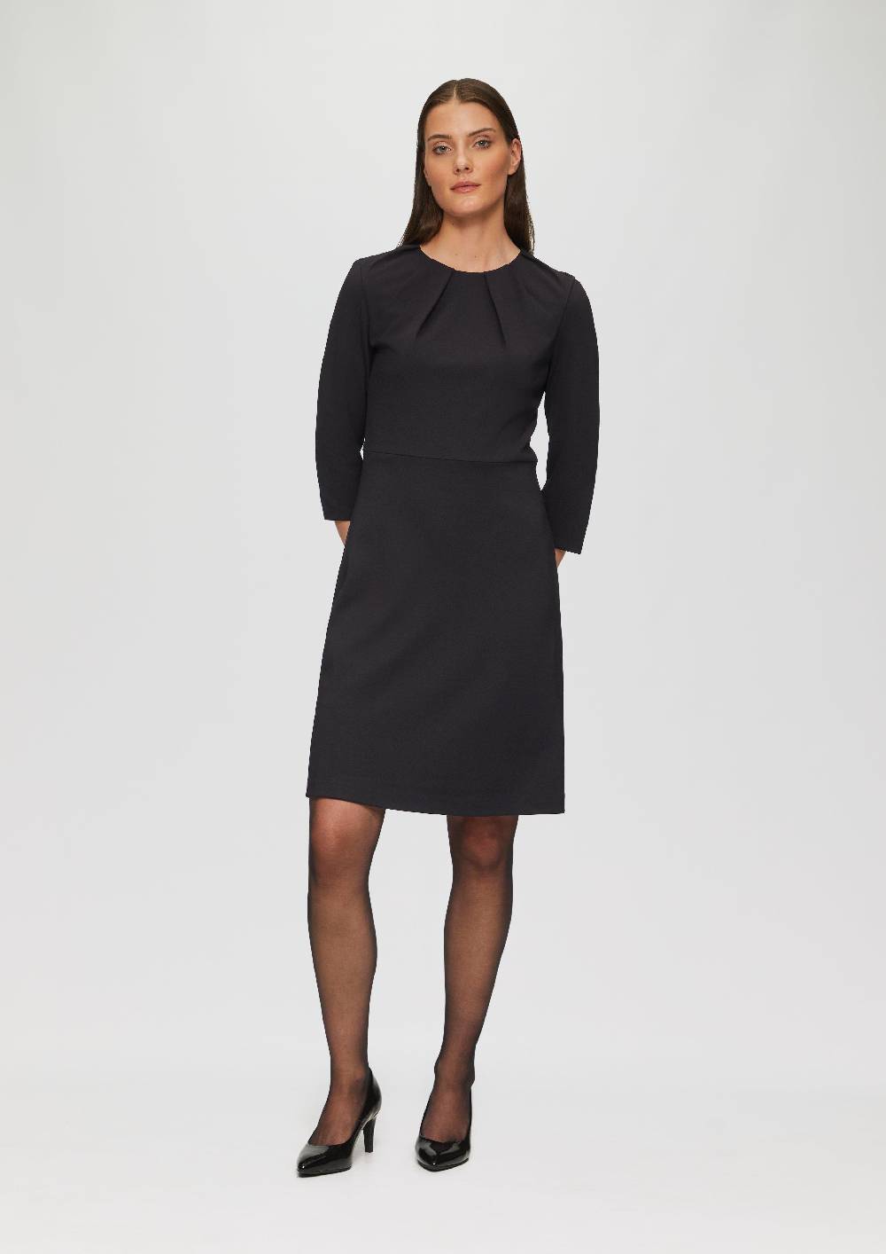 s.Oliver Kleid aus Interlockjersey mit Raff-Details Sonderangebot