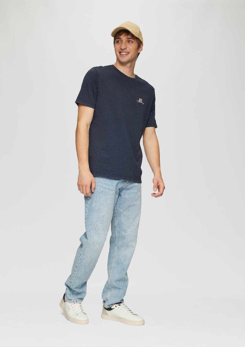 s.Oliver Gewaschenes T-Shirt mit Front- und Rückenprint Angebote