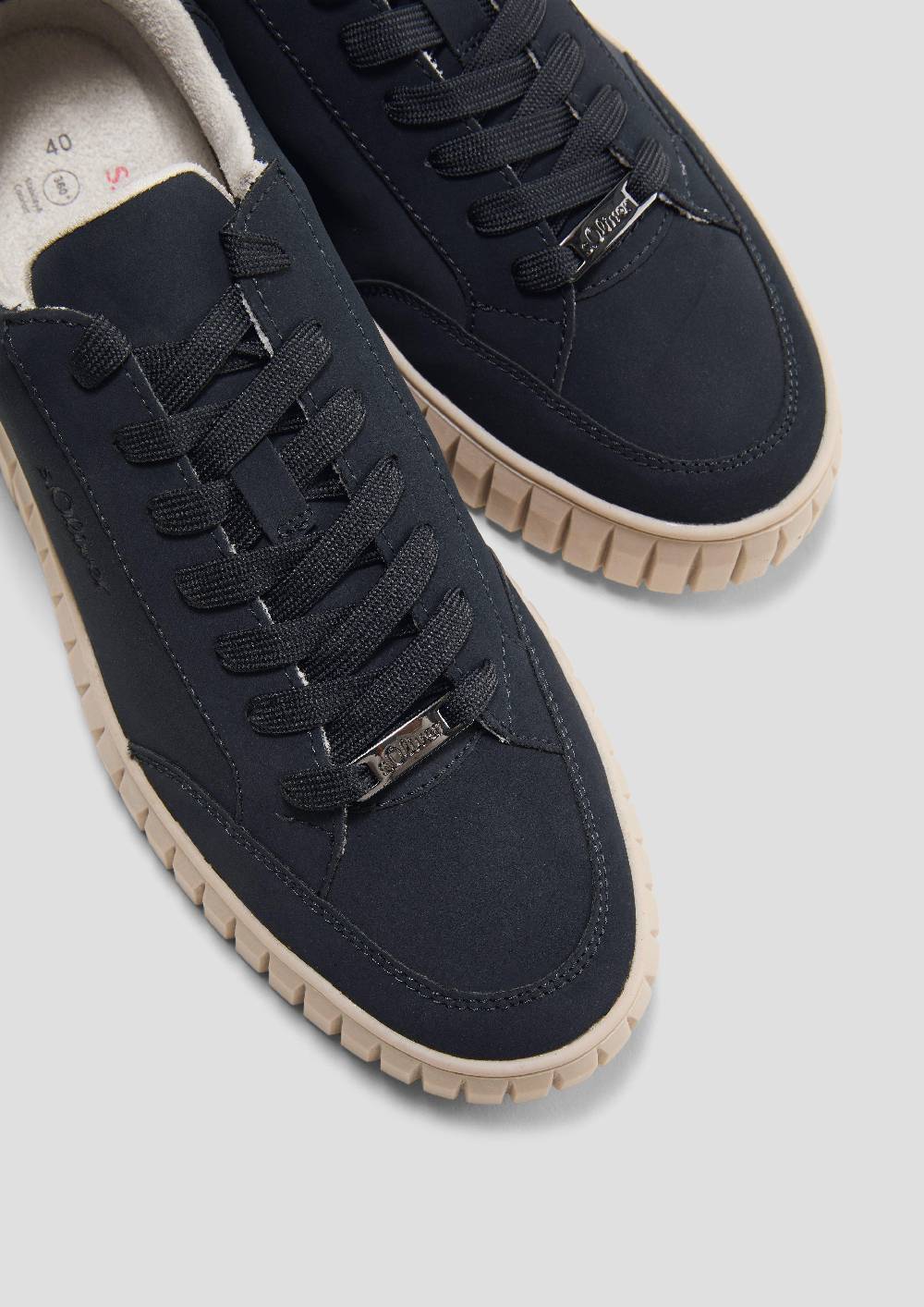 s.Oliver Schnürer in Leder-Optik Neueste Mode