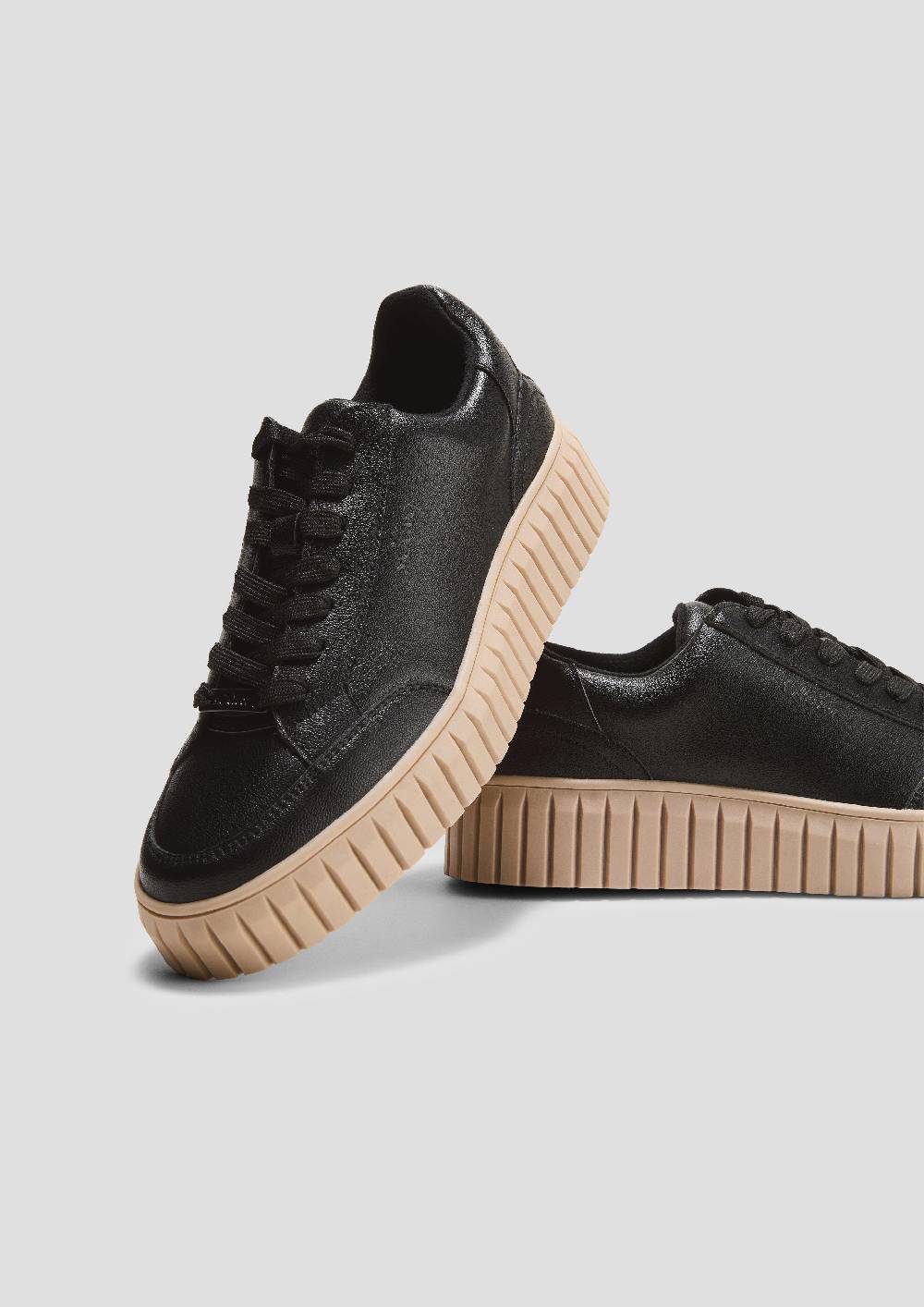 s.Oliver Schnürer in Leder-Optik Zeitlich begrenztes Angebot