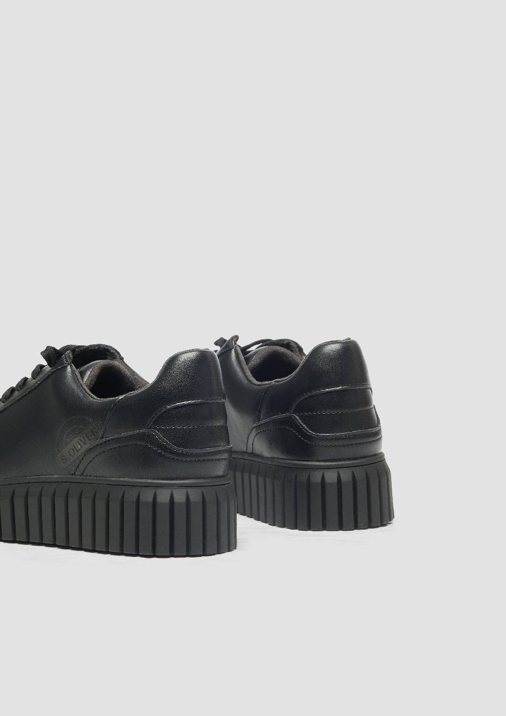 s.Oliver Schnürer in Leder-Optik Blitzangebot