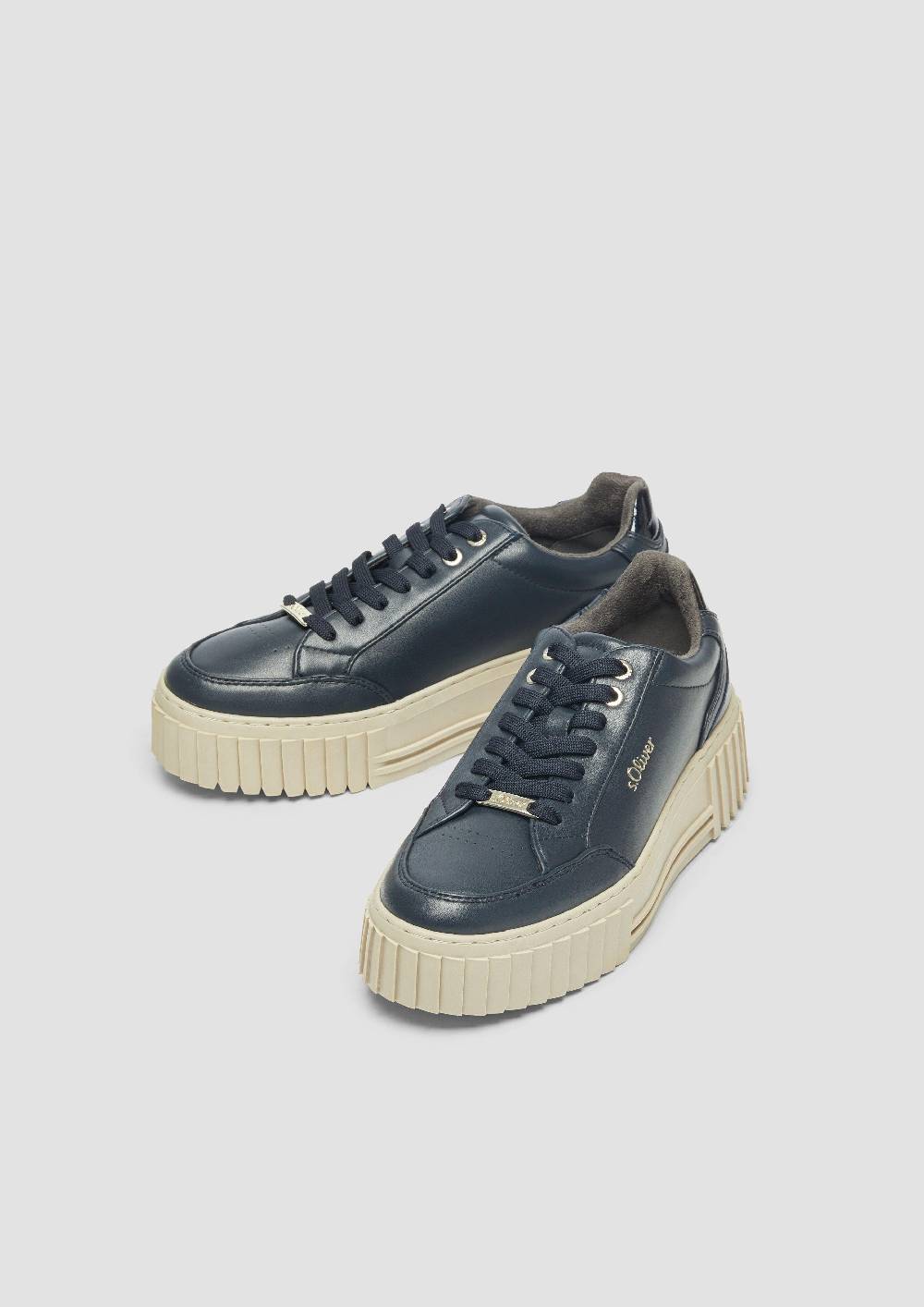 s.Oliver Schnürer Kauf eins, bekomm eins gratis