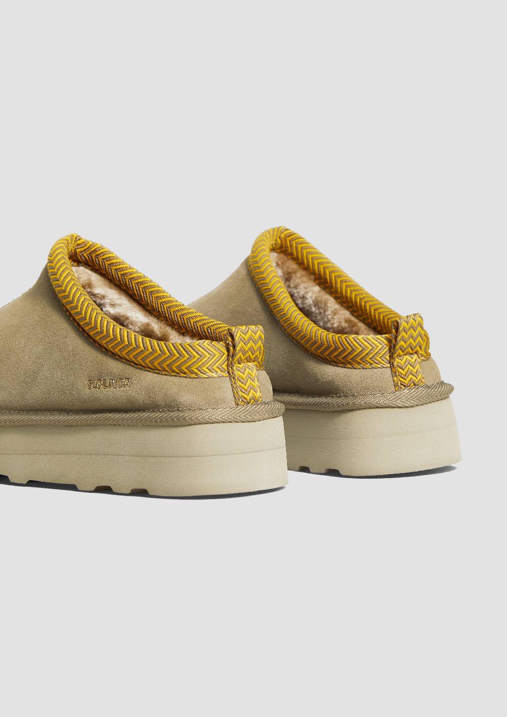 s.Oliver Pantoletten aus Leder Nur noch ein Tag übrig