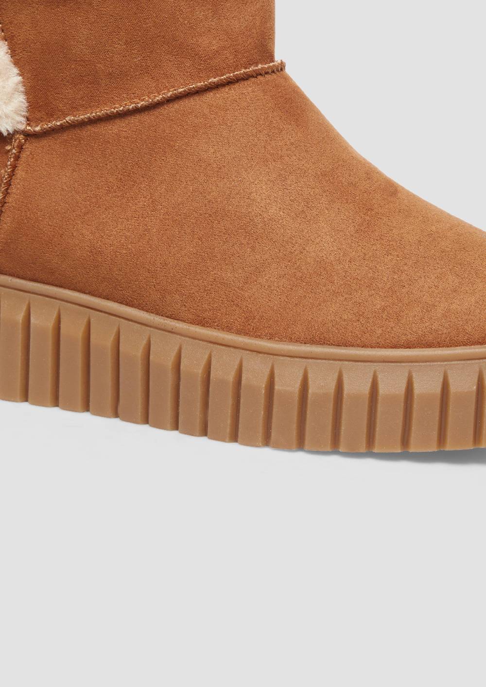 s.Oliver Gefütterte Boots mit Plateausohle Schlussverkauf