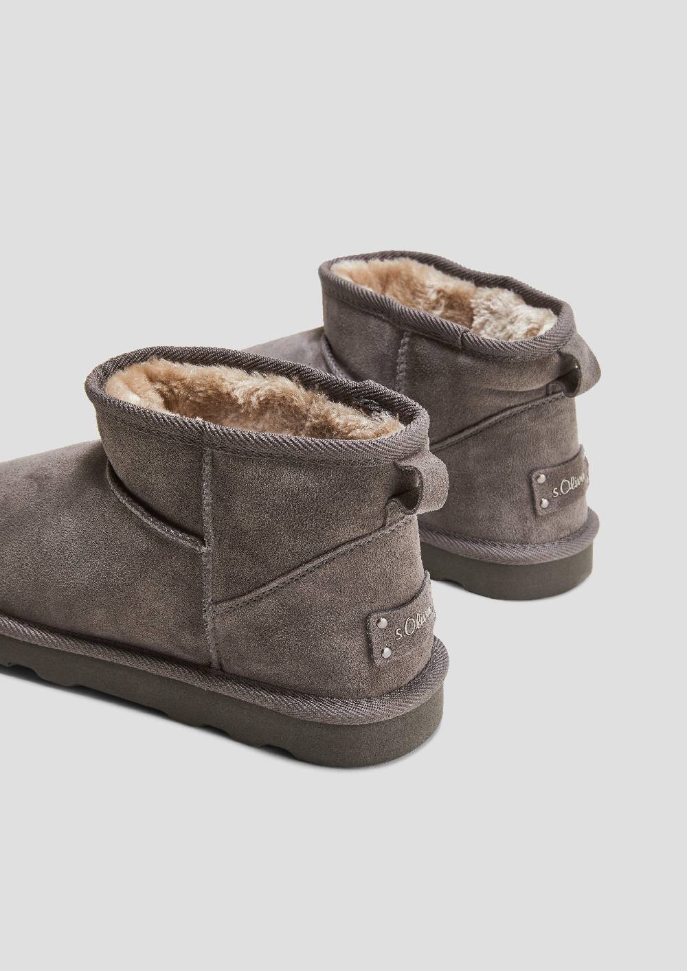 s.Oliver Flache Stiefel aus Leder Muttertagsangebot