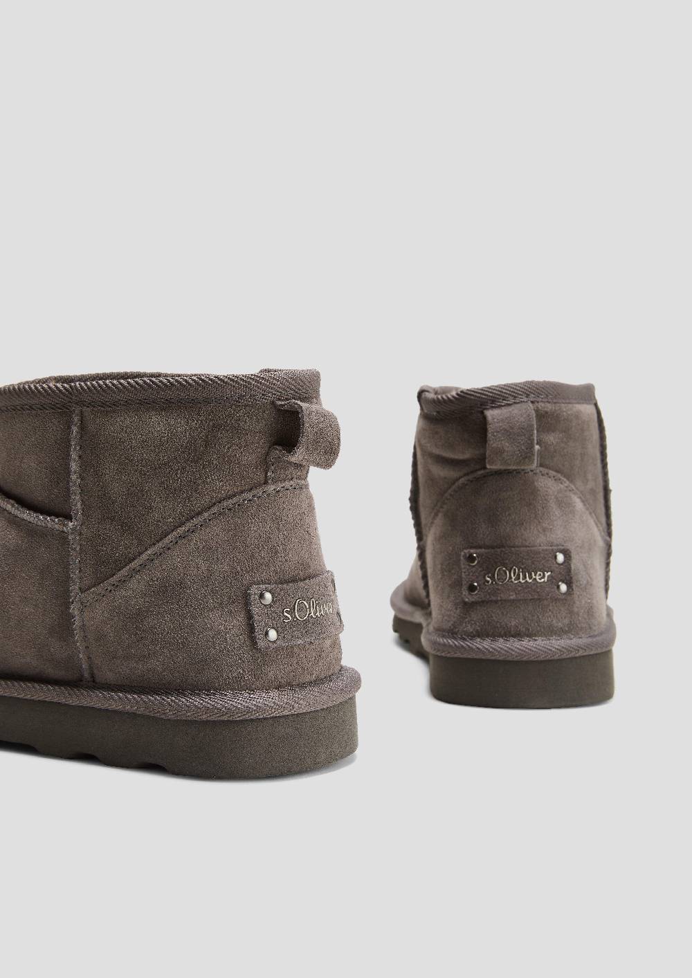 s.Oliver Flache Stiefel aus Leder Muttertagsangebot