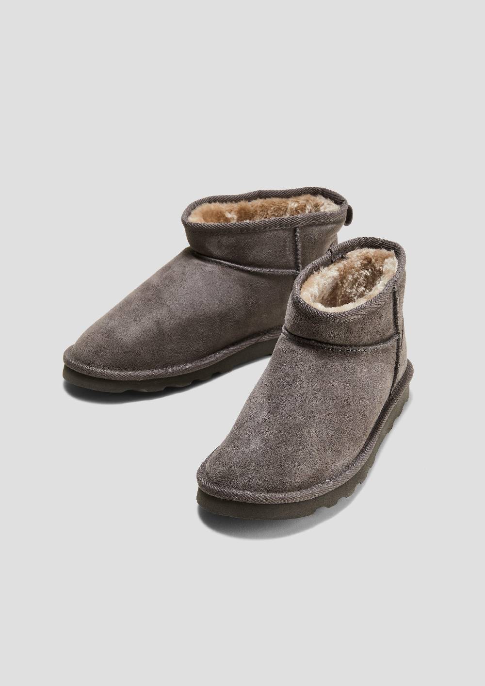 s.Oliver Flache Stiefel aus Leder Muttertagsangebot