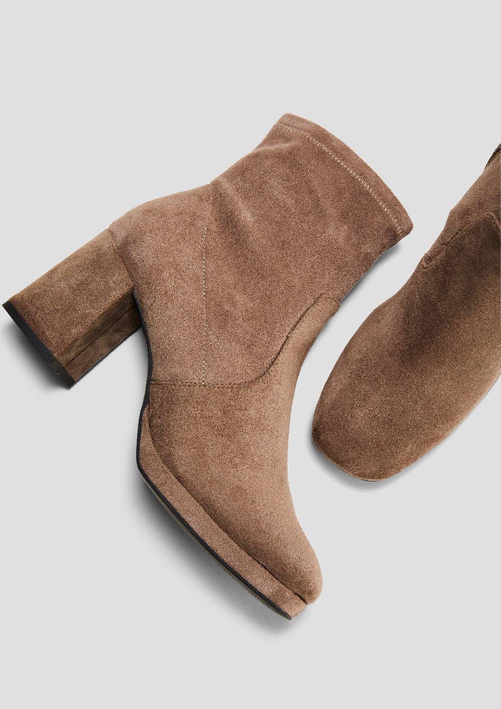 s.Oliver Stiefel mit Blockabsatz Lagerräumung