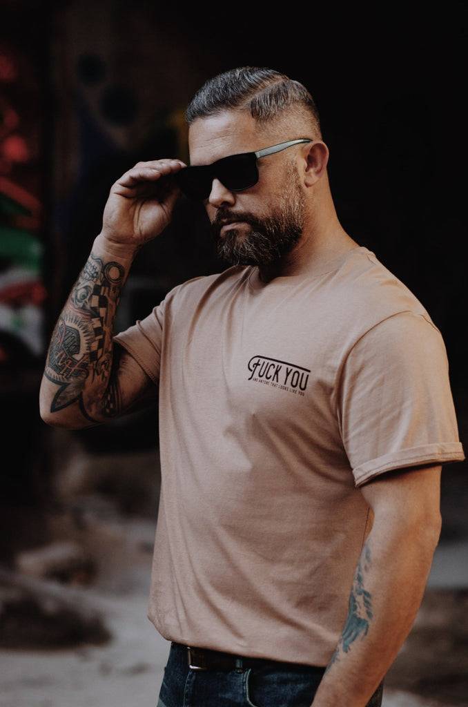 Queen Kerosin T-Shirt «Fuck The Fucking Rules» Kostenloser Versand international