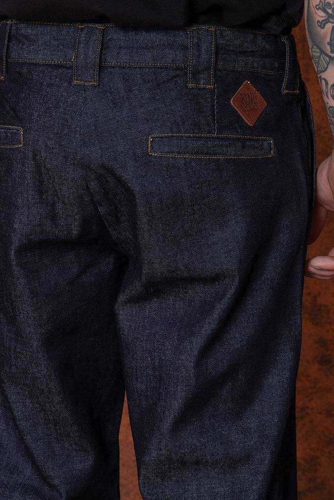 Queen Kerosin Straight Fit Jeans im Workwear-Style «Garage Wear» Vatertagsangebot