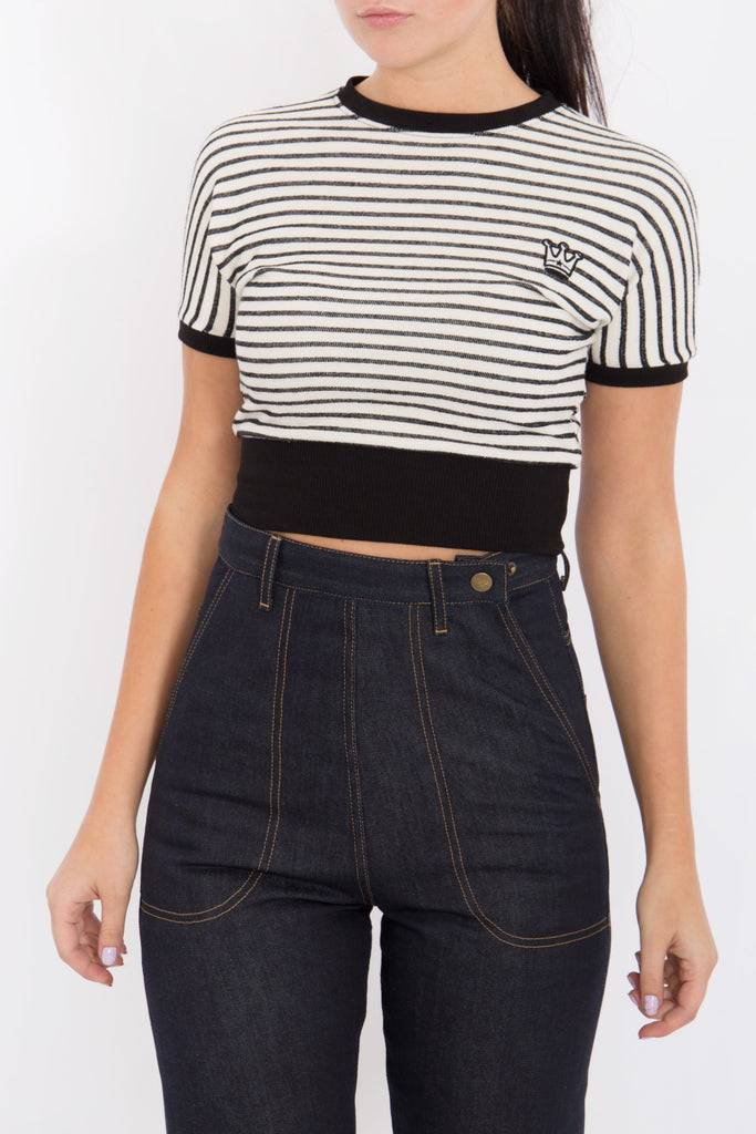 Queen Kerosin Cropped Pullover mit Streifen Fabrikpreis
