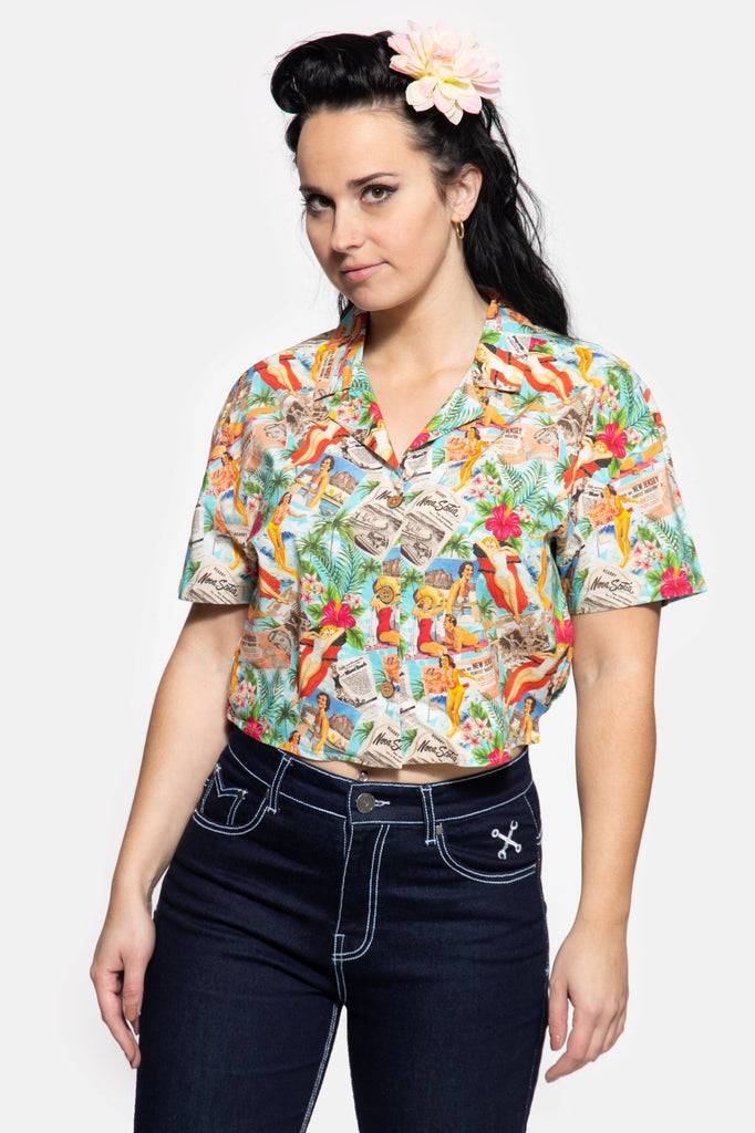 Queen Kerosin Cropped Oversize Bluse mit Allover-Print im 50s Style