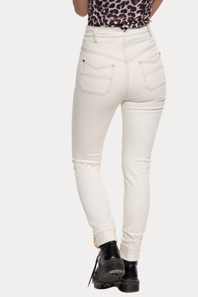 Queen Kerosin High Waist Slim Fit Jeans «Betty» Versandkostenfrei