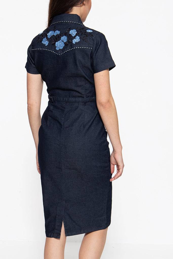 Queen Kerosin Jeanskleid im Westernchic Neueste Mode