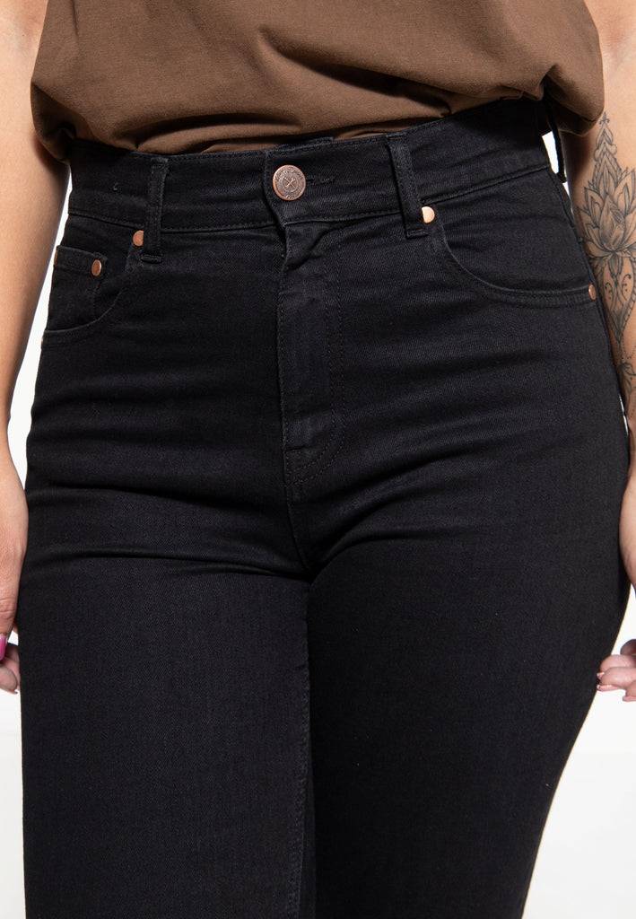 Queen Kerosin High Waist Slim Fit Jeans «Betty» Black Friday Preise