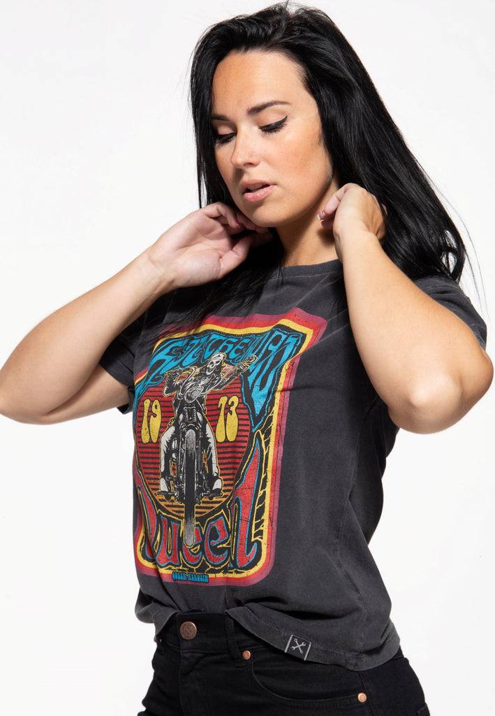 Queen Kerosin Acid Wash T-Shirt «Hit the Road Queen» Auslauf