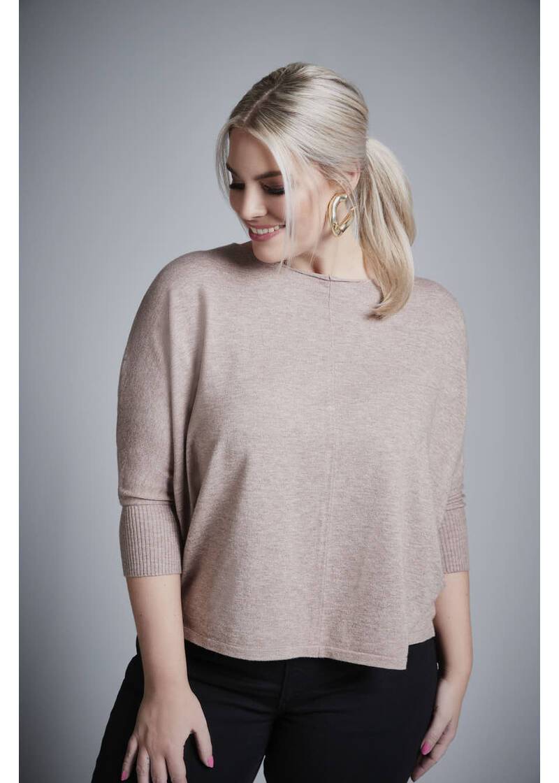 ROCK YOUR CURVES by Angelina Strickshirt in taupeArtikelnummer RYC-LCAK-0646-102 Begrenztes Angebot