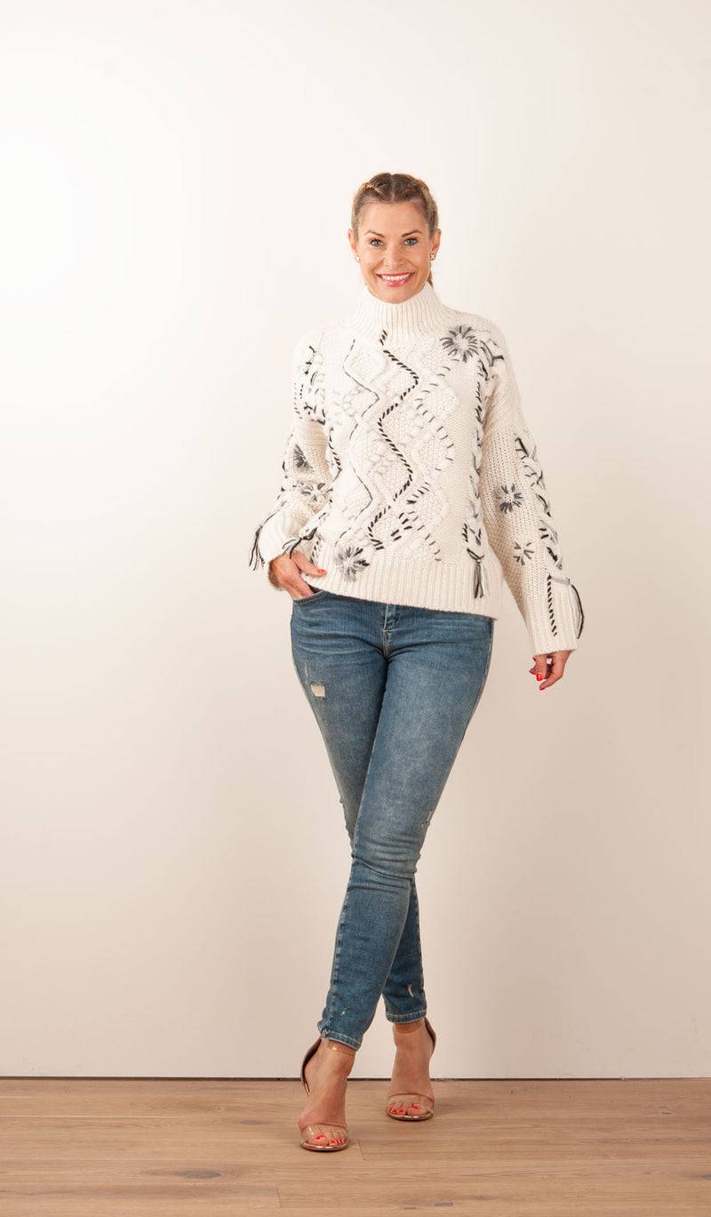 Paschwork Pullover Offwhite | Schwarz | Grau Nur für heute