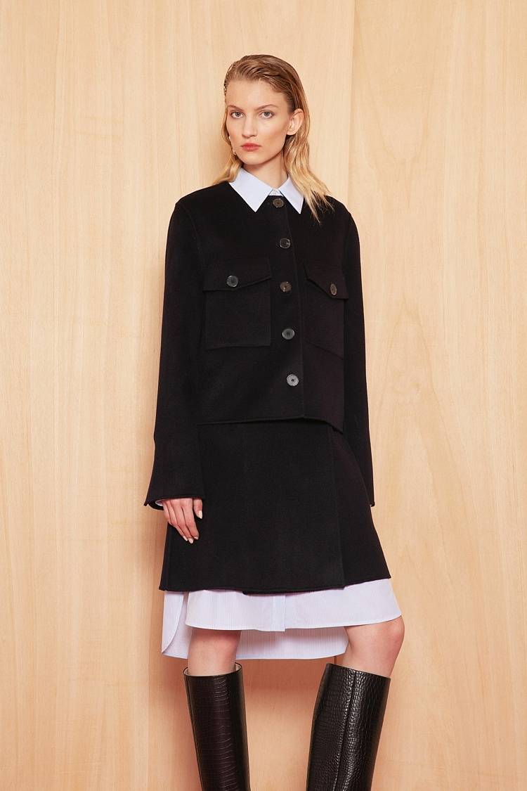 Sly 010 Tailliertes Kleid aus Doubleface Fabrikpreis