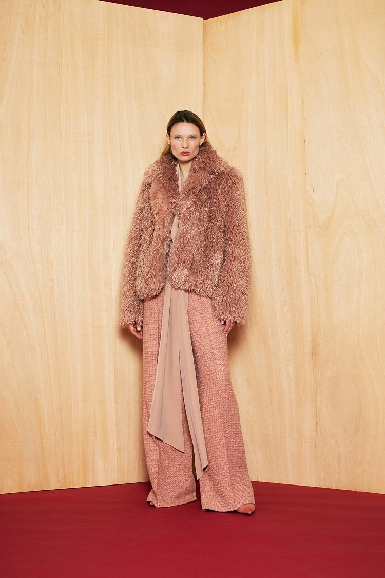 Sly 010 Kastige Faux-Fur Jacke Zeitlich begrenztes Angebot