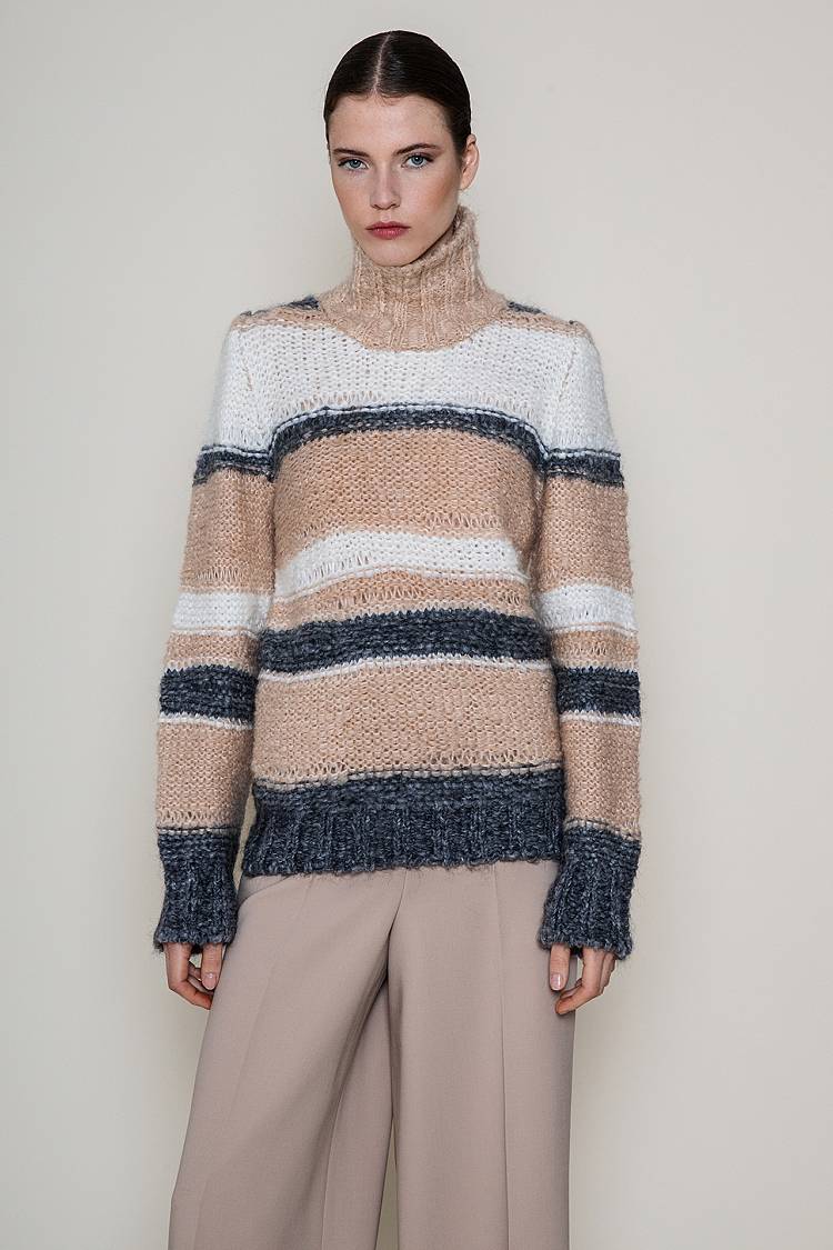 Sly 010 Rollkragenpullover Lagerräumung