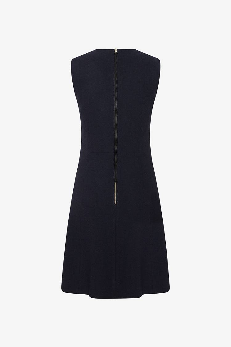 Sly 010 Ärmelloses tailliertes Kleid mit Kellerfalte zollfrei