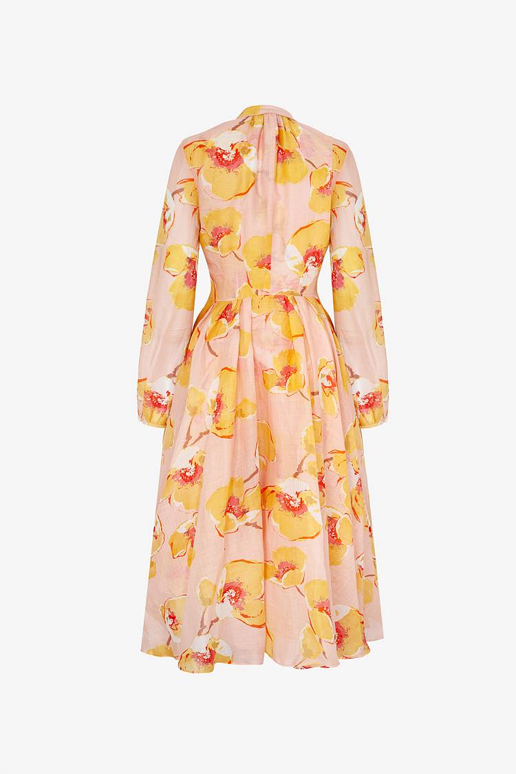 Sly 010 Tailliertes Midi-Kleid aus Ramie mit Blumendruck Neuheiten