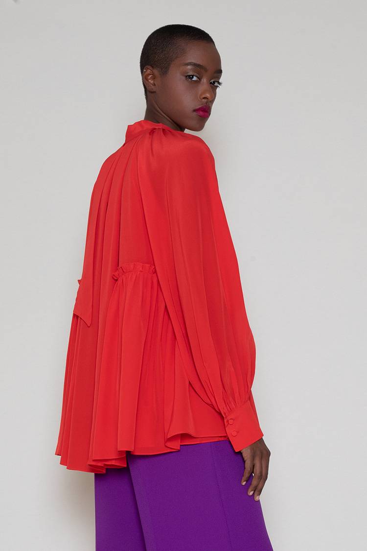 Sly 010 Seidenbluse mit Schluppe Exklusivangebot