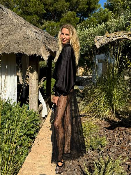 Sosue Body Antonia Slim Black Shiny Fabrikpreis