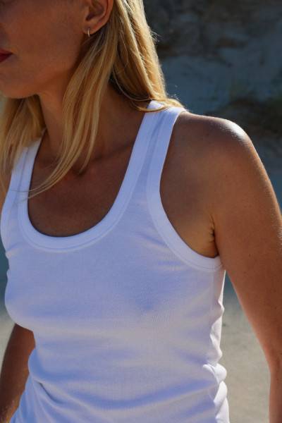 Sosue Tank Top Rip White Neueste Stile