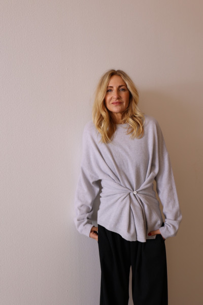 Sosue Wrap Pullover Light Grey 2025